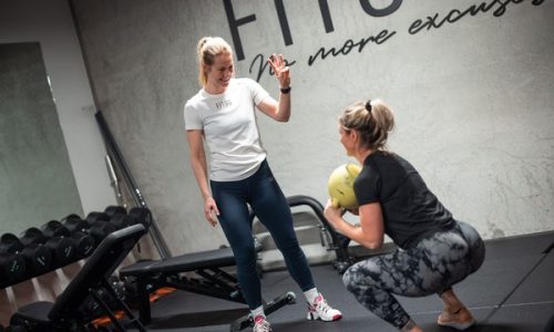 FITGO's personlig trener som har PT-time med medlem